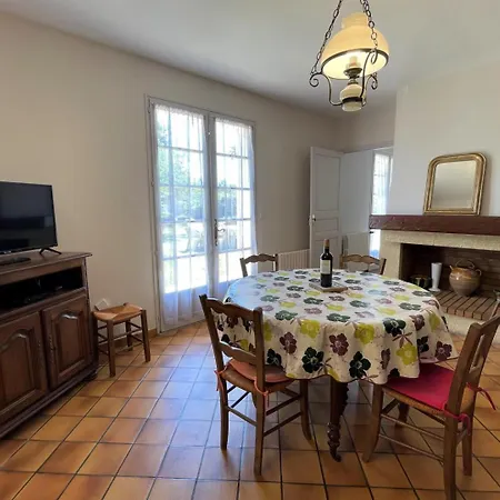 Maison Puyoo * Theze (Pyrenees-Atlantiques)